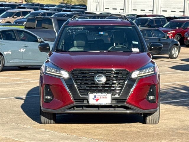 2021 Nissan Kicks SR