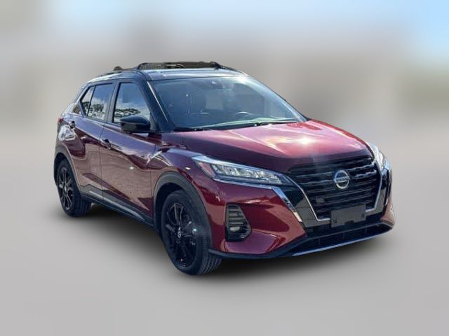 2021 Nissan Kicks SR