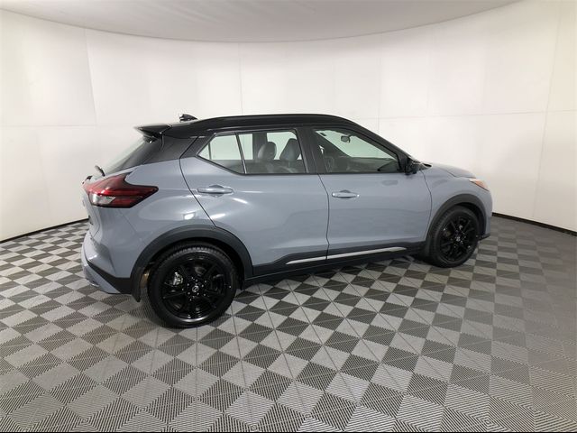 2021 Nissan Kicks SR