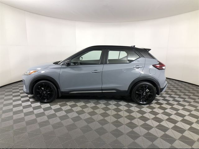 2021 Nissan Kicks SR