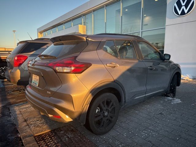 2021 Nissan Kicks SR