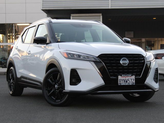 2021 Nissan Kicks SR