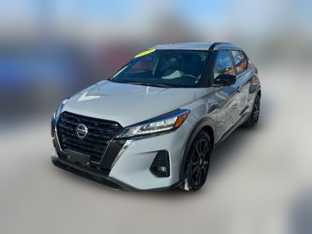 2021 Nissan Kicks SR