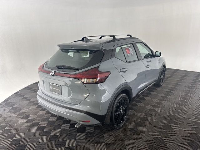 2021 Nissan Kicks SR