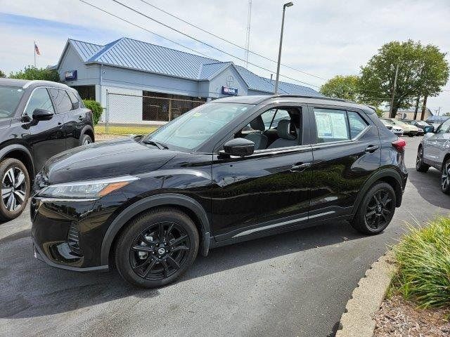 2021 Nissan Kicks SR