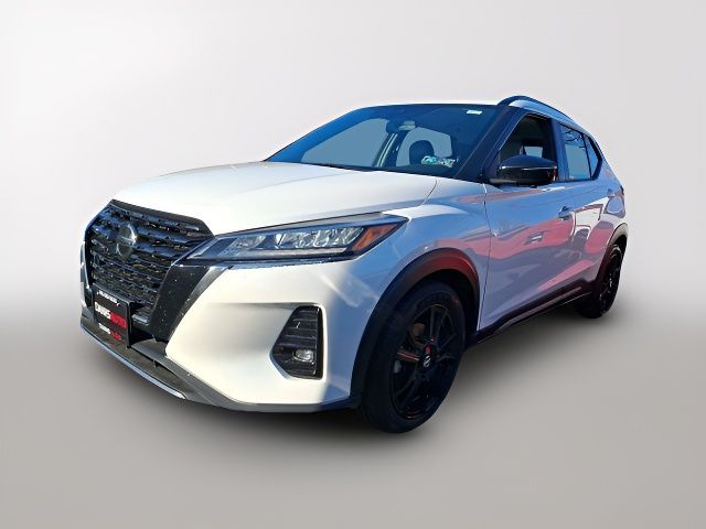 2021 Nissan Kicks SR