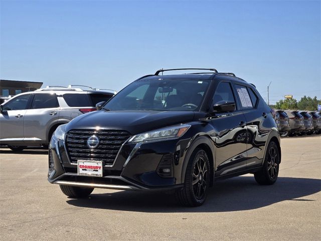 2021 Nissan Kicks SR