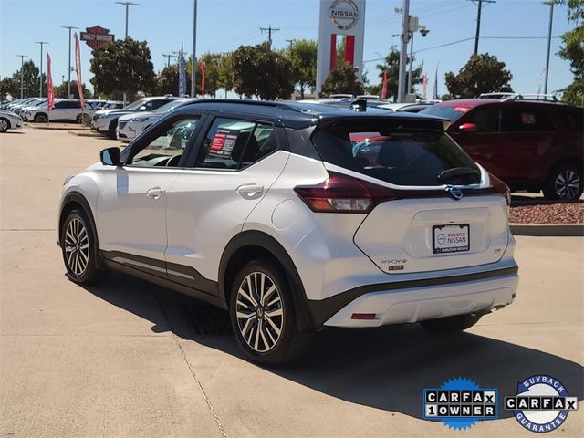 2021 Nissan Kicks SR