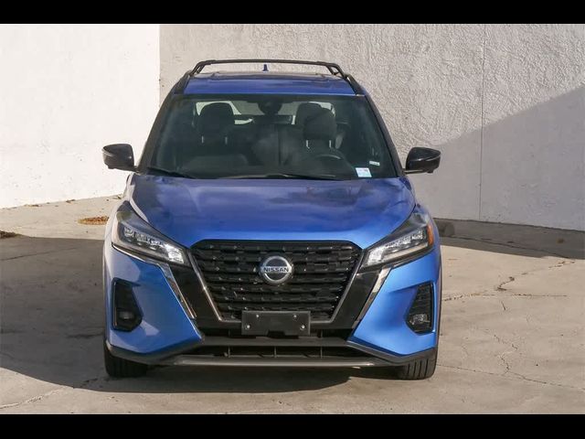 2021 Nissan Kicks SR