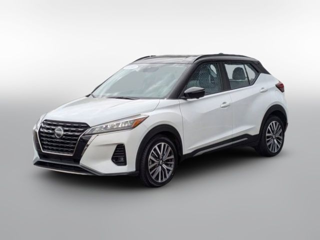 2021 Nissan Kicks SR