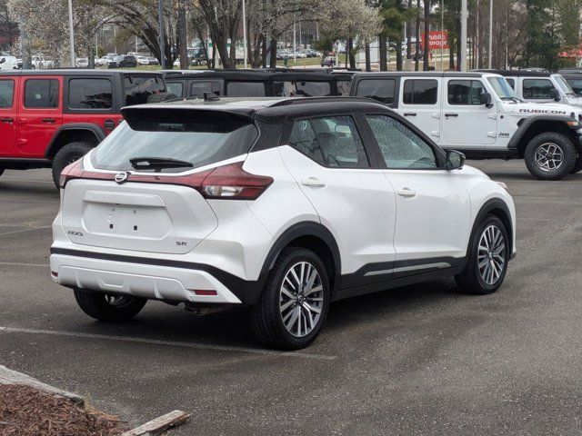 2021 Nissan Kicks SR