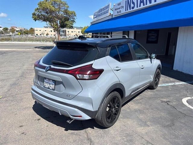 2021 Nissan Kicks SR