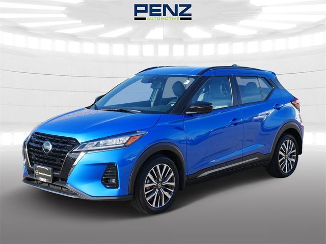 2021 Nissan Kicks SR