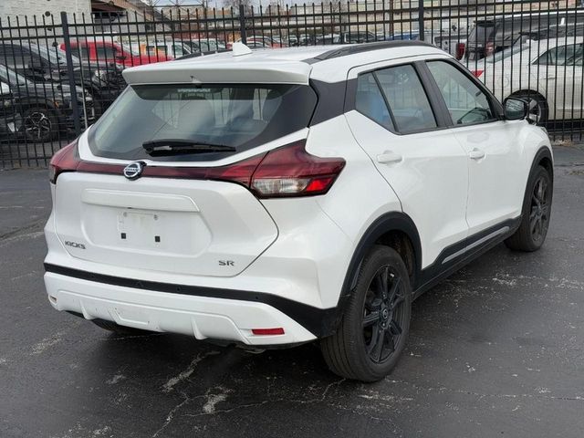 2021 Nissan Kicks SR