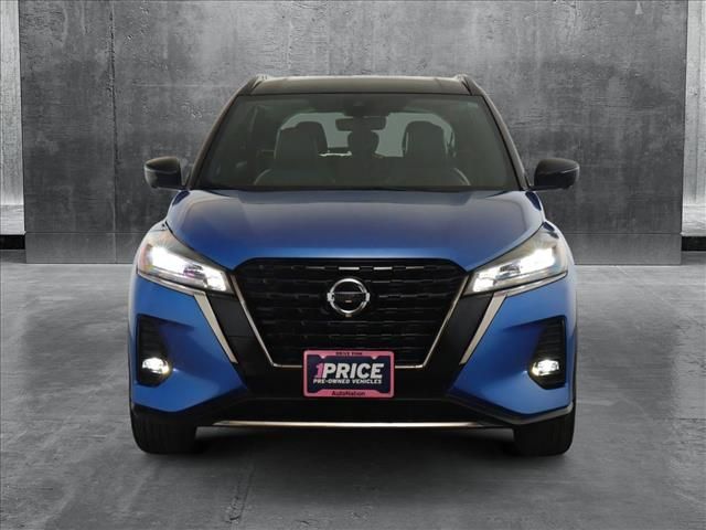 2021 Nissan Kicks SR