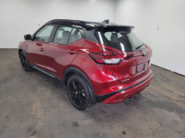 2021 Nissan Kicks SR
