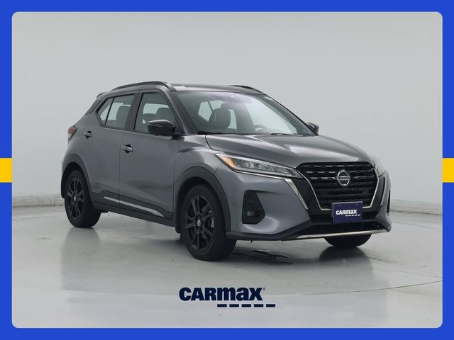 2021 Nissan Kicks SR
