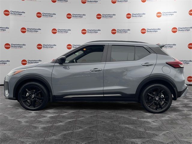 2021 Nissan Kicks SR