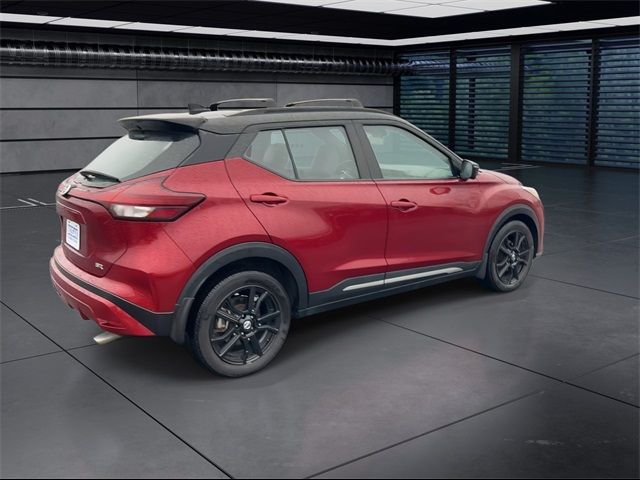 2021 Nissan Kicks SR