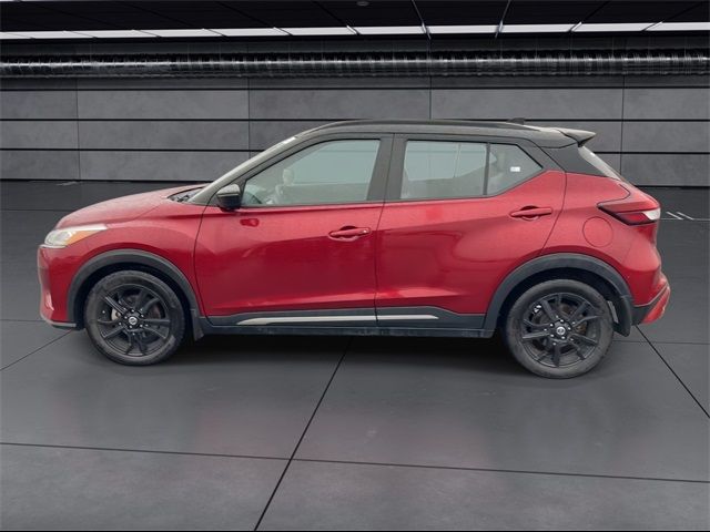 2021 Nissan Kicks SR