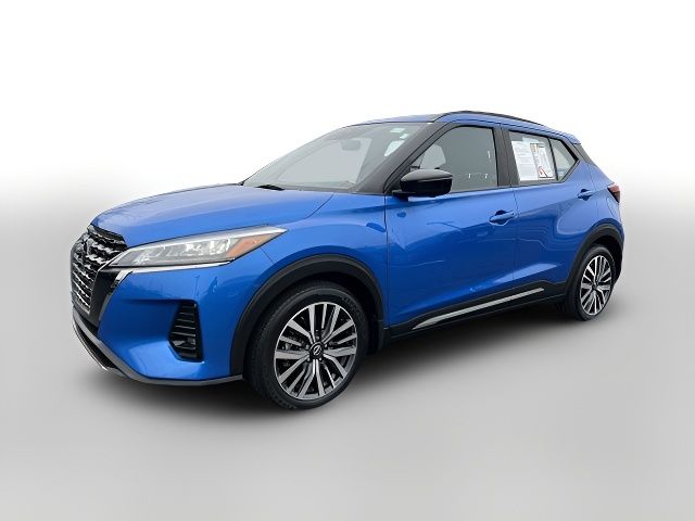 2021 Nissan Kicks SR