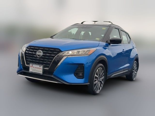 2021 Nissan Kicks SR