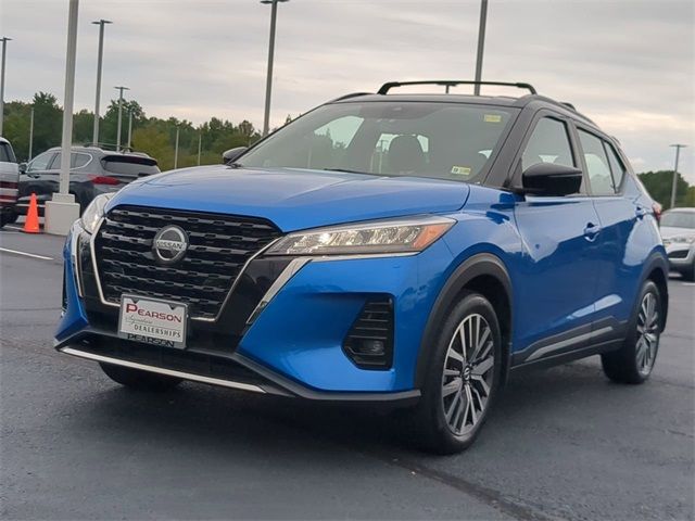 2021 Nissan Kicks SR