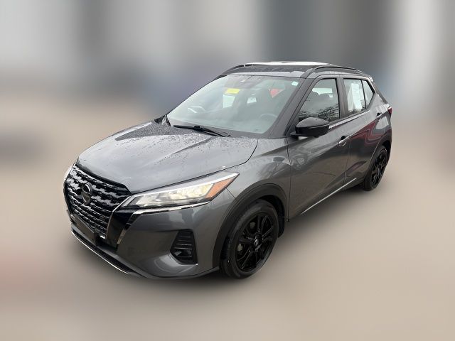 2021 Nissan Kicks SR