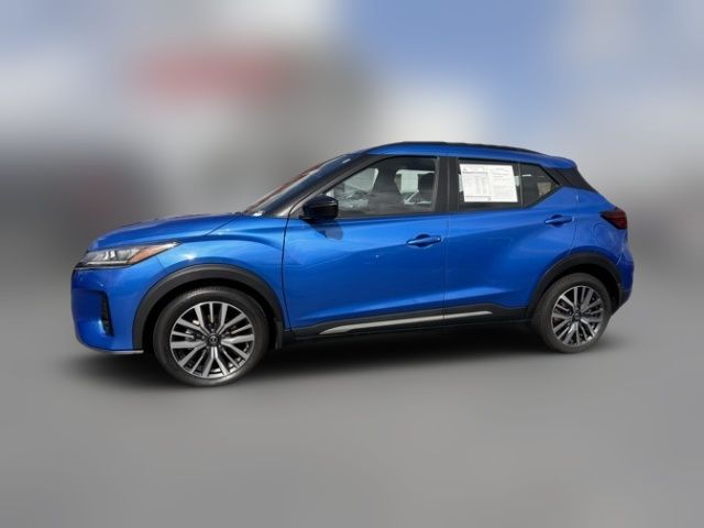 2021 Nissan Kicks SR