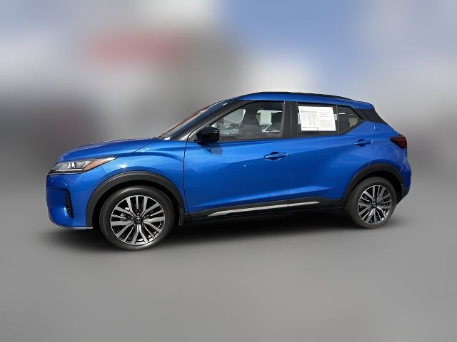 2021 Nissan Kicks SR