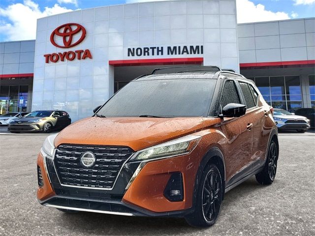 2021 Nissan Kicks SR