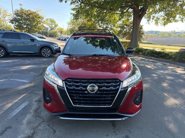 2021 Nissan Kicks SR