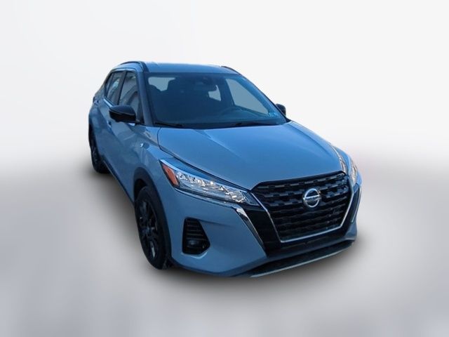 2021 Nissan Kicks SR