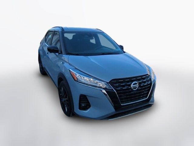 2021 Nissan Kicks SR