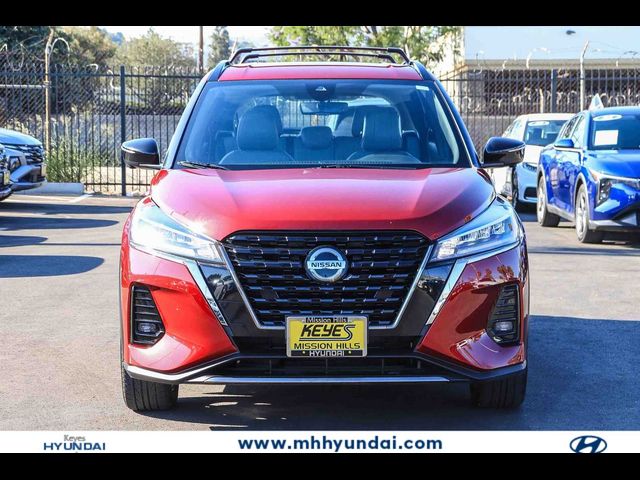 2021 Nissan Kicks SR