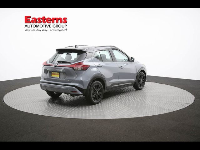 2021 Nissan Kicks SR