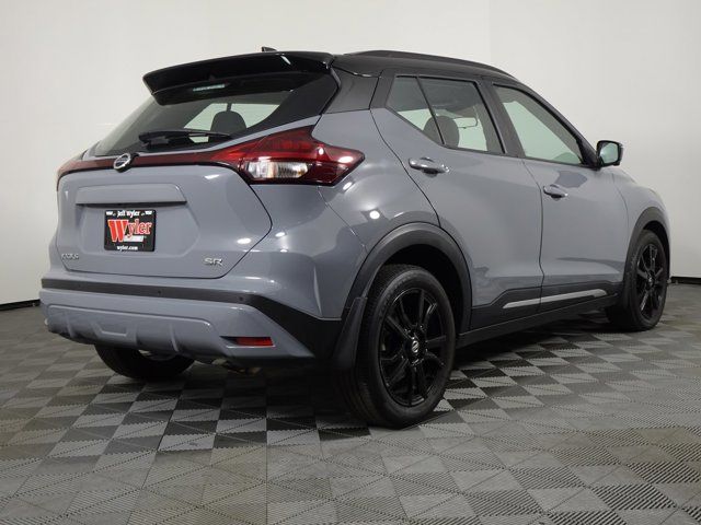 2021 Nissan Kicks SR