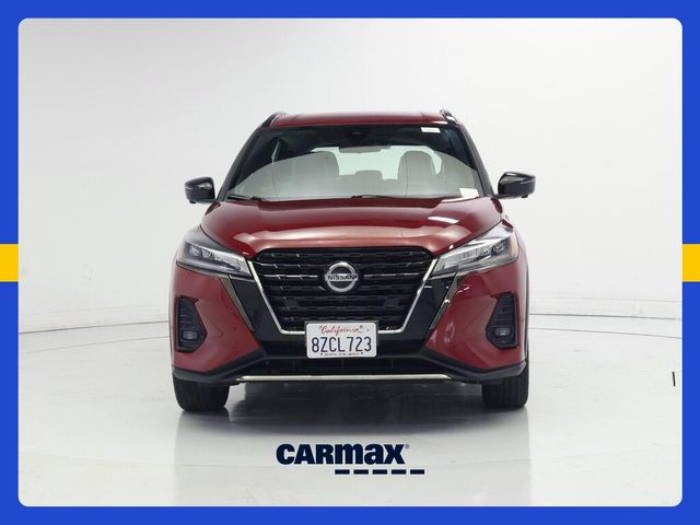 2021 Nissan Kicks SR