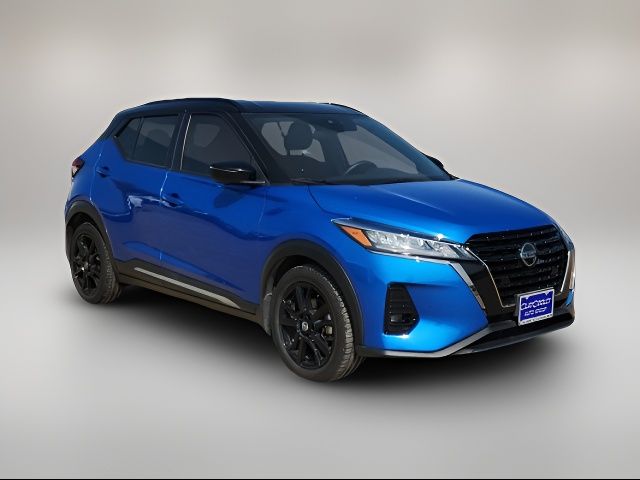 2021 Nissan Kicks SR