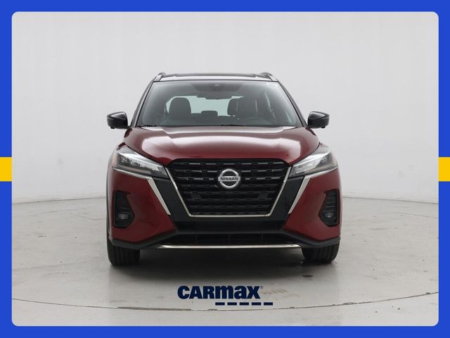 2021 Nissan Kicks SR