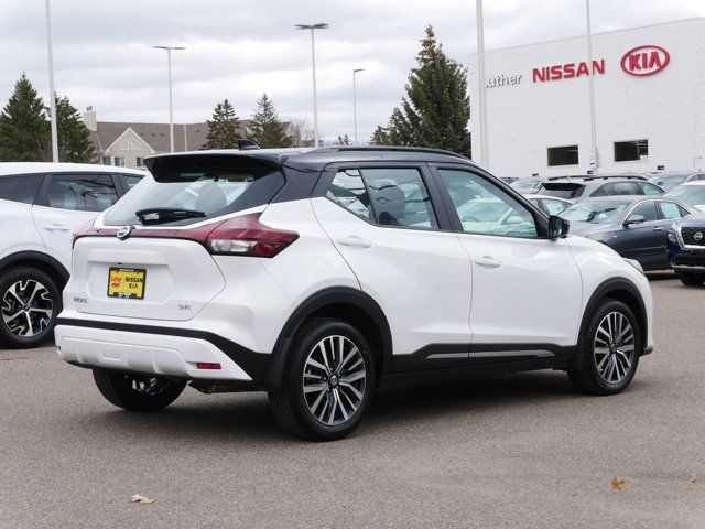 2021 Nissan Kicks SR