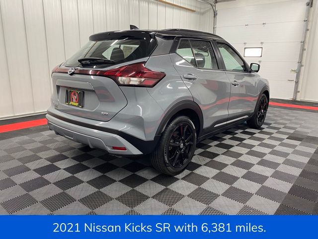 2021 Nissan Kicks SR