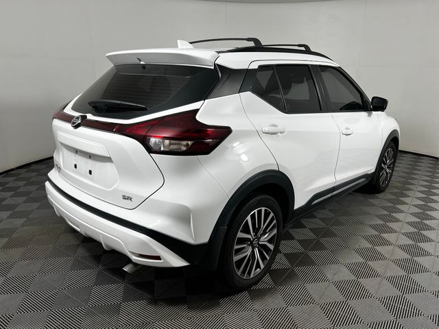 2021 Nissan Kicks SR