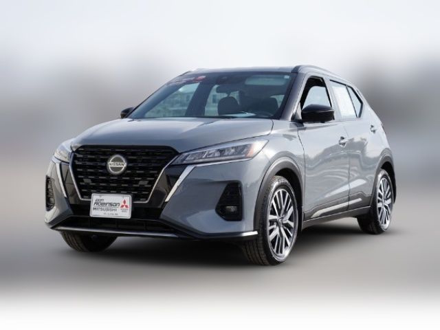 2021 Nissan Kicks SR