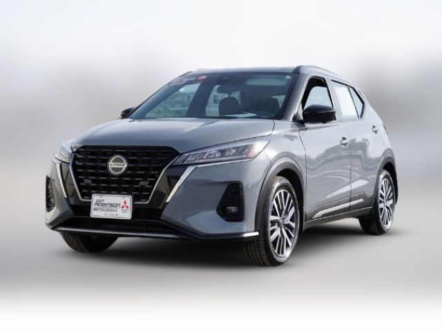 2021 Nissan Kicks SR