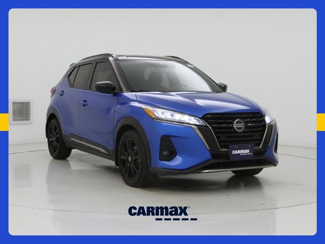 2021 Nissan Kicks SR