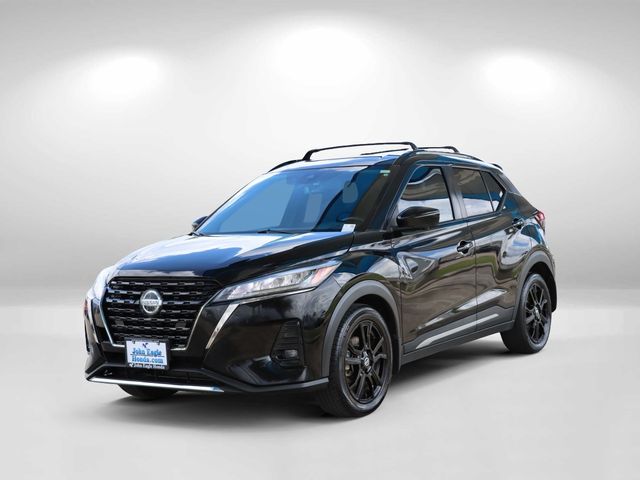 2021 Nissan Kicks SR