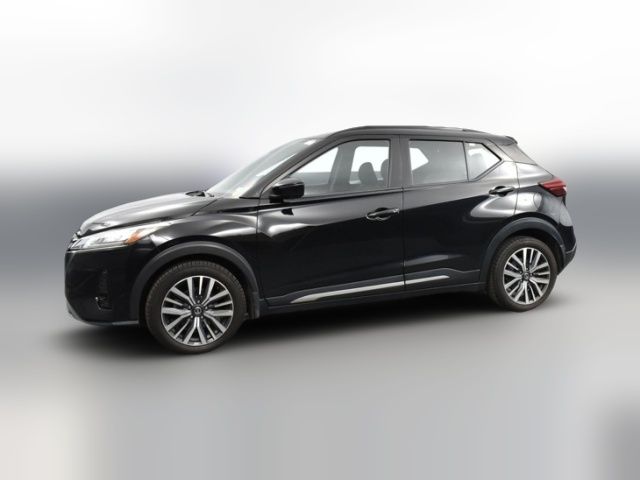 2021 Nissan Kicks SR