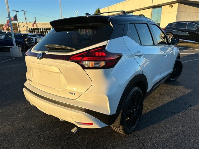 2021 Nissan Kicks SR