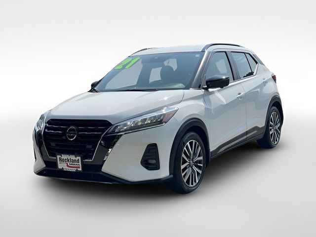 2021 Nissan Kicks SR